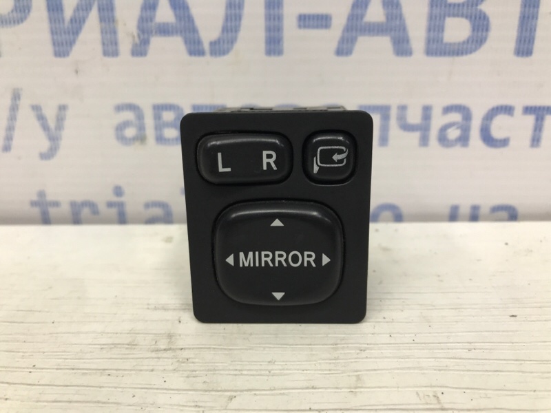 Запчасть корректор зеркал Toyota RAV 4 2006-2013 A30 2.0 бензин 1AZFE 8487028020 Б/У Корректор зеркал Toyota RAV 4 2006-2013 A30 2.0 бензин 1AZFE 8487028020 Б/У