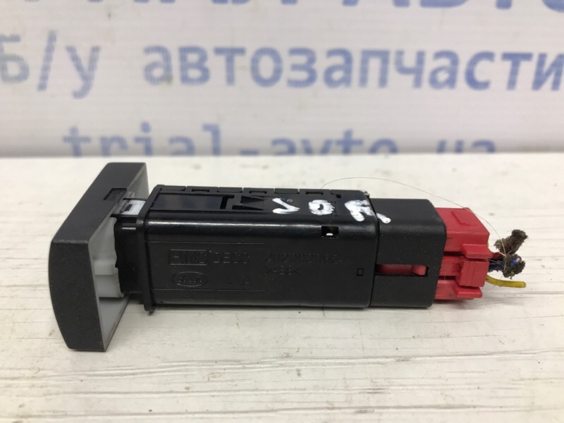Кнопка противотуманок Sorento 2002-2009 BL 2.5 diesel D4CB