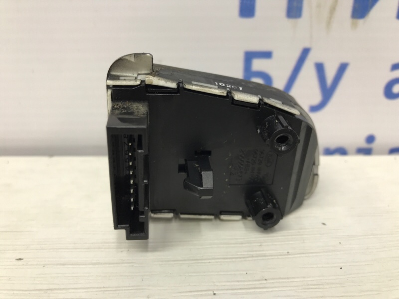Кнопки руля Ceed 2006-2012 ED 1.6 diesel D4FB Кнопки руля Ceed 2006-2012 ED 1.6 diesel D4FB
