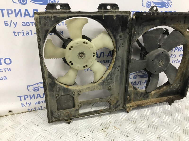 Диффузор с вентилятором радиатора Outlander 2003-2006 cu 2.4 бензин 4G69 Диффузор с вентилятором радиатора Outlander 2003-2006 cu 2.4 бензин 4G69