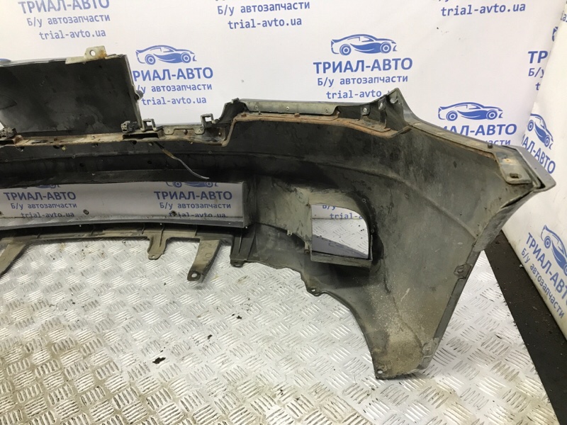 Бампер передний Outlander 2003-2006 cu 2.4 бензин 4G69 Бампер передний Outlander 2003-2006 cu 2.4 бензин 4G69