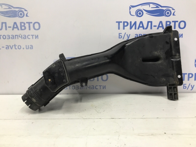 Воздухозаборник Mitsubishi Outlander cu 2.4 бензин 4G69