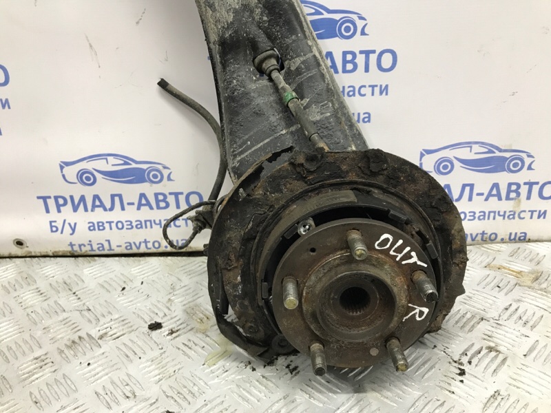 Рычаг задней подвески продольный правый Outlander 2003-2006 cu 2.4 бензин 4G69 Рычаг задней подвески продольный правый Outlander 2003-2006 cu 2.4 бензин 4G69