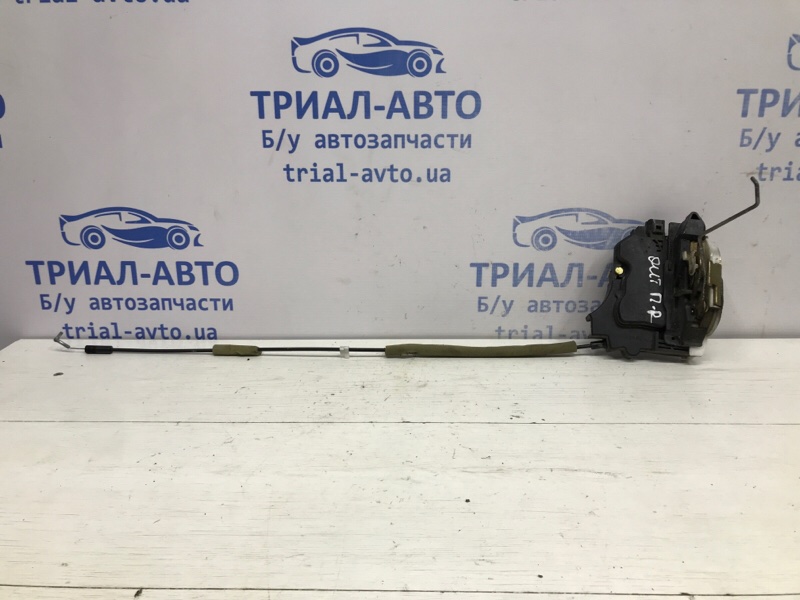 Замок двери передний правый Mitsubishi Outlander 2003-2007 CU 2.4 бензин 4G69 5715A062 Б/У