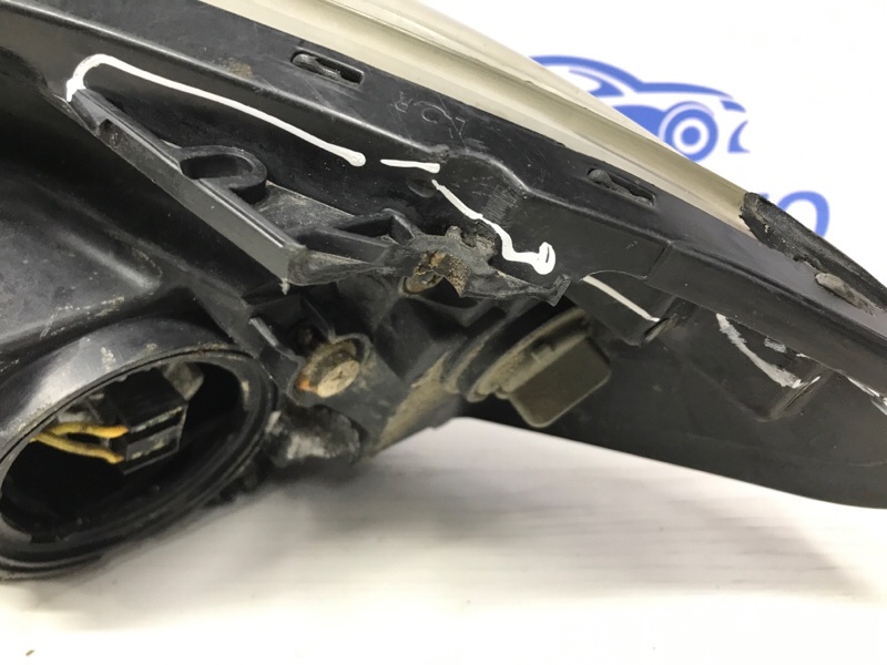 Фара правая галоген Рестайлинг Ceed 2006-2012 ED 1.6 diesel D4FB