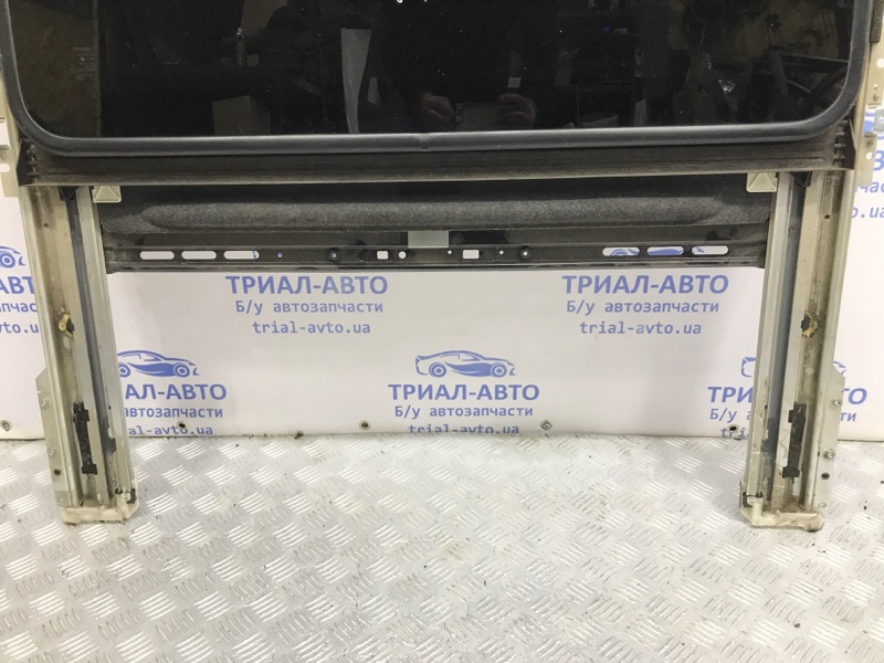 Люк в сборе Prado 2002-2009 J120 3.0 Diesel 1KDFTV Люк в сборе Prado 2002-2009 J120 3.0 Diesel 1KDFTV