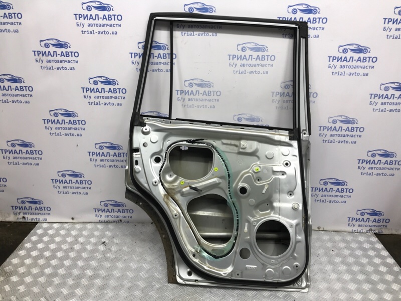 Дверь задняя левая Prado 2002-2009 J120 3.0 Diesel 1KDFTV