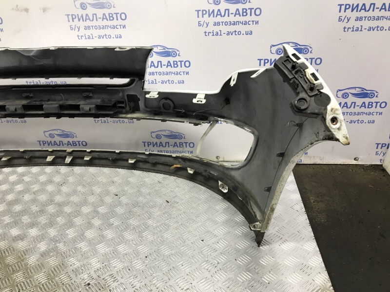 Бампер передний Рестайлинг Megane 2009-2016 3 1.5 Diesel K9K Бампер передний Рестайлинг Megane 2009-2016 3 1.5 Diesel K9K