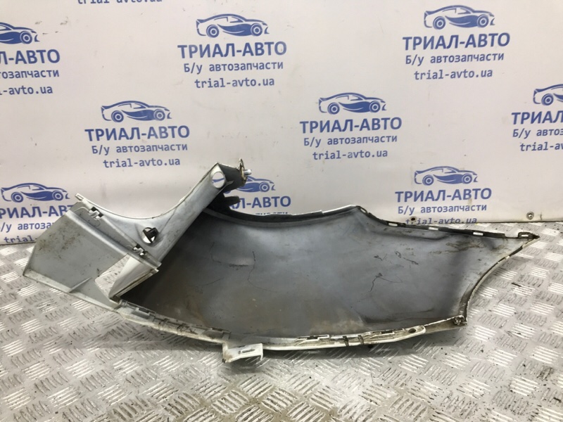 Бампер задний левый клык Megane 2009-2016 3 1.5 Diesel K9K