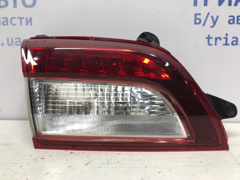 Фонарь задний внутренний левый Subaru Outback 2014-2020 BS 2.0 diesel EE20Z 84912AL080 Б/У