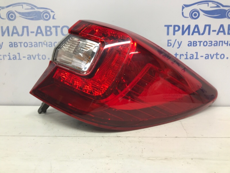 Фонарь задний внешний правый Subaru Outback 2014-2020 BS 2.0 diesel EE20Z 84912AL050 Б/У