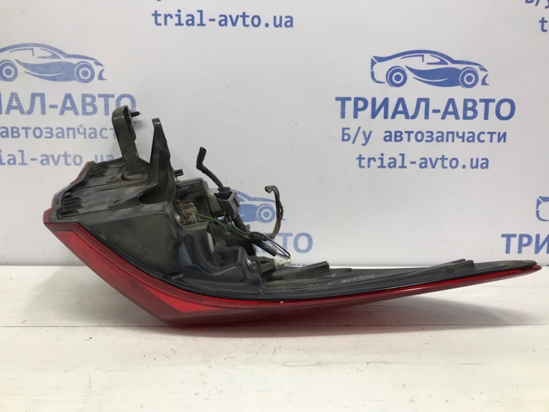 Фонарь задний внешний правый Outback 2014-2020 BS 2.0 diesel EE20Z