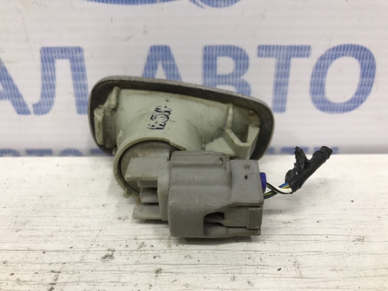 Повторитель поворотника Prado 2002-2009 J120 3.0 Diesel 1KDFTV