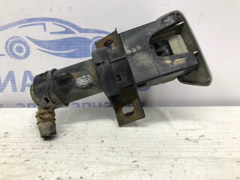 Омыватель фары правый Prado 2002-2009 J120 3.0 Diesel 1KDFTV Омыватель фары правый Prado 2002-2009 J120 3.0 Diesel 1KDFTV