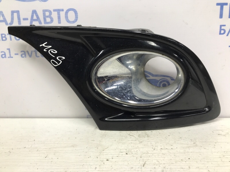 Решетка противотуманки правая Renault Megane 2009-2016 3 1.5 Diesel K9K 623841417R Б/У