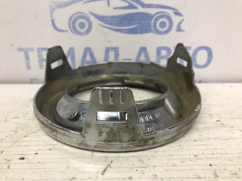 Решетка противотуманки правая Subaru Outback BS 2.0 diesel EE20Z