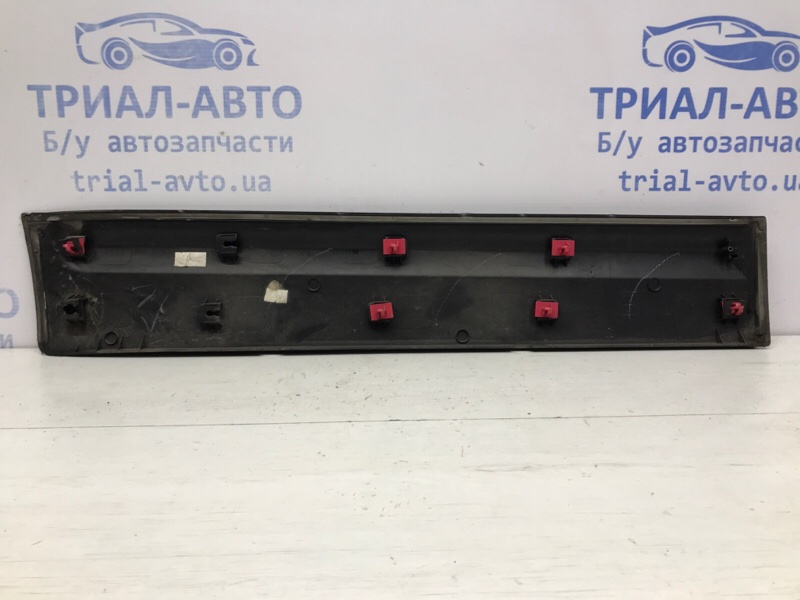 Накладка двери задняя левая Sorento 2009-2014 XM 2.2 diesel D4HB
