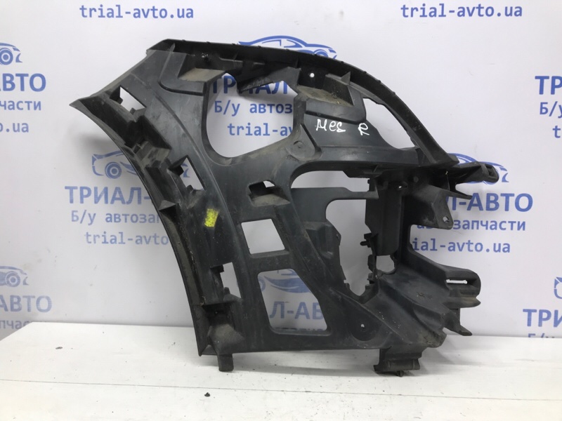 Кронштейн бампера передний правый Renault Megane 2009-2016 3 1.5 Diesel K9K 620340242R Б/У