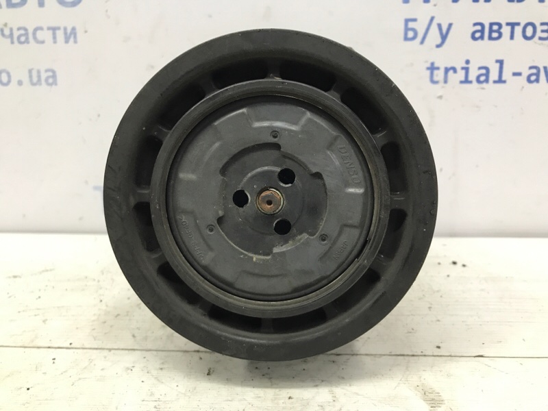 Компрессор кондиционера Megane 2009-2016 3 1.5 Diesel K9K Компрессор кондиционера Megane 2009-2016 3 1.5 Diesel K9K