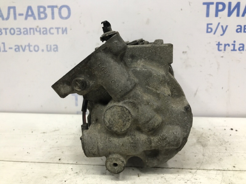 Компрессор кондиционера Megane 2009-2016 3 1.5 Diesel K9K Компрессор кондиционера Megane 2009-2016 3 1.5 Diesel K9K