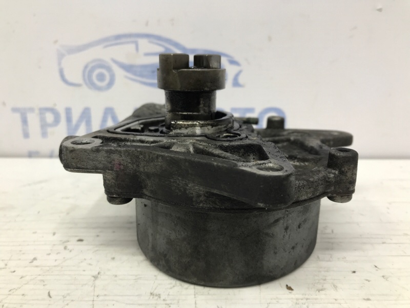Насос вакуумный Sorento 2009-2014 XM 2.2 diesel D4HB