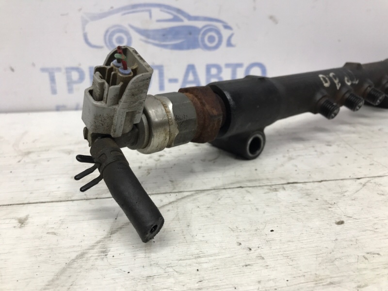 Топливная рампа Toyota Prado J120 3.0 Diesel 1KDFTV Топливная рампа Toyota Prado J120 3.0 Diesel 1KDFTV