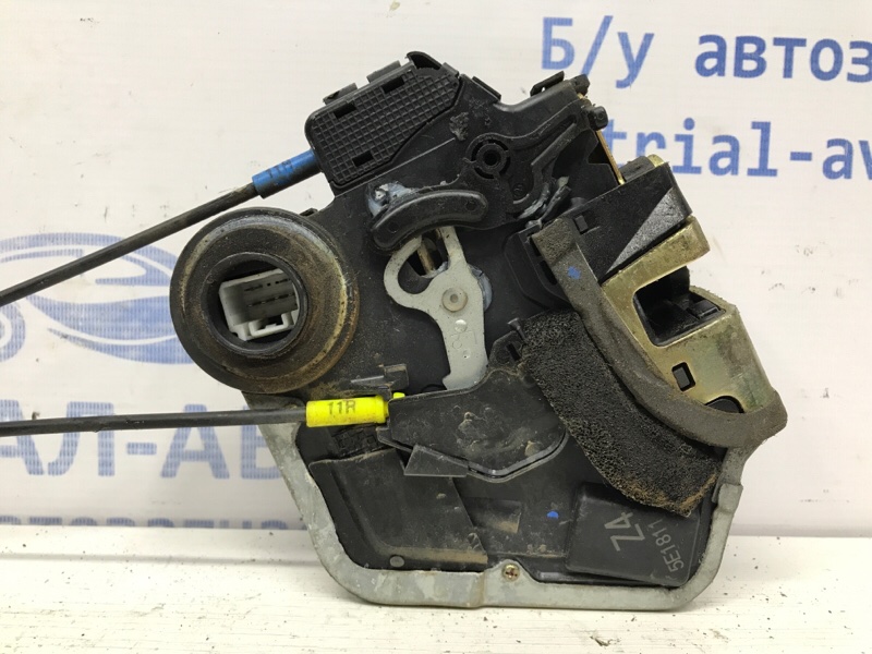 Замок двери задний левый Toyota Prado J120 3.0 Diesel 1KDFTV