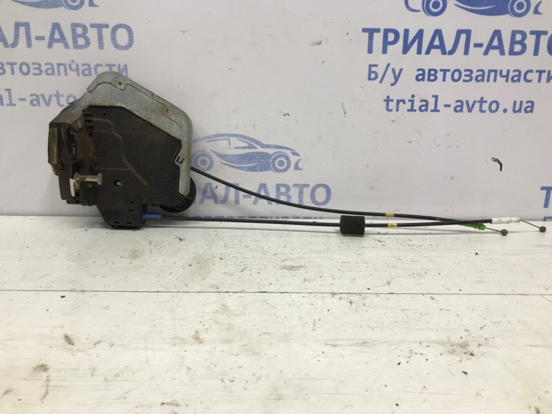 Запчасть замок двери задний правый Toyota Prado 2002-2009 J120 3.0 Diesel 1KDFTV 6905060070 Б/У Замок двери задний правый Toyota Prado 2002-2009 J120 3.0 Diesel 1KDFTV 6905060070 Б/У