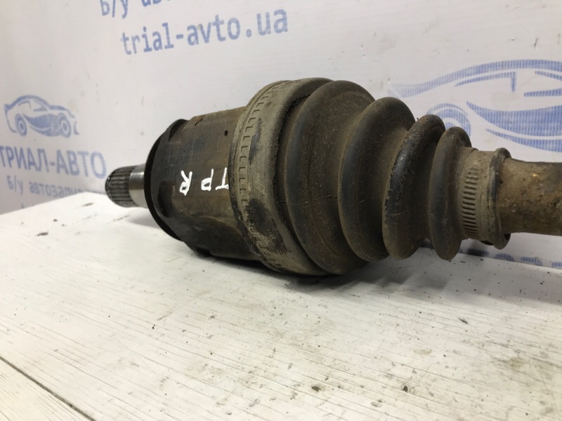 Привод передний левый АКПП Toyota Prado J120 3.0 Diesel 1KDFTV