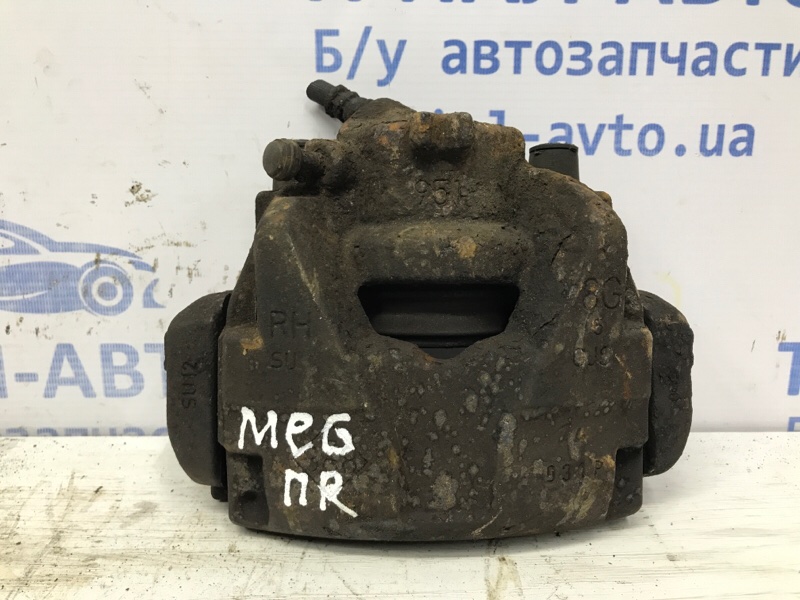 Суппорт передний правый Renault Megane 2009-2016 3 1.5 Diesel K9K 410018218R Б/У