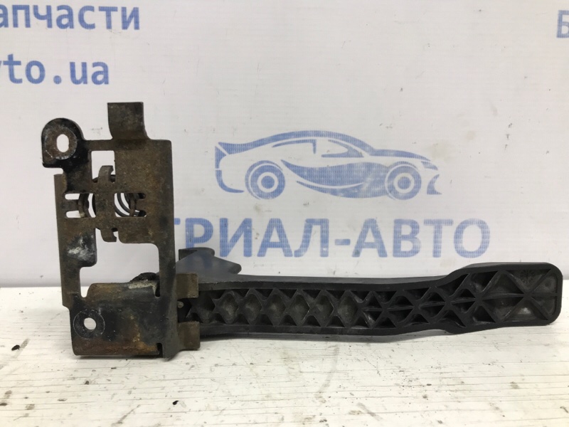 Крюк капота Renault Megane 3 1.5 Diesel K9K