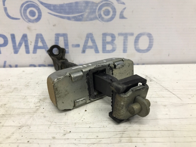 Ограничитель двери передний левый Prado 2002-2009 J120 3.0 Diesel 1KDFTV Ограничитель двери передний левый Prado 2002-2009 J120 3.0 Diesel 1KDFTV