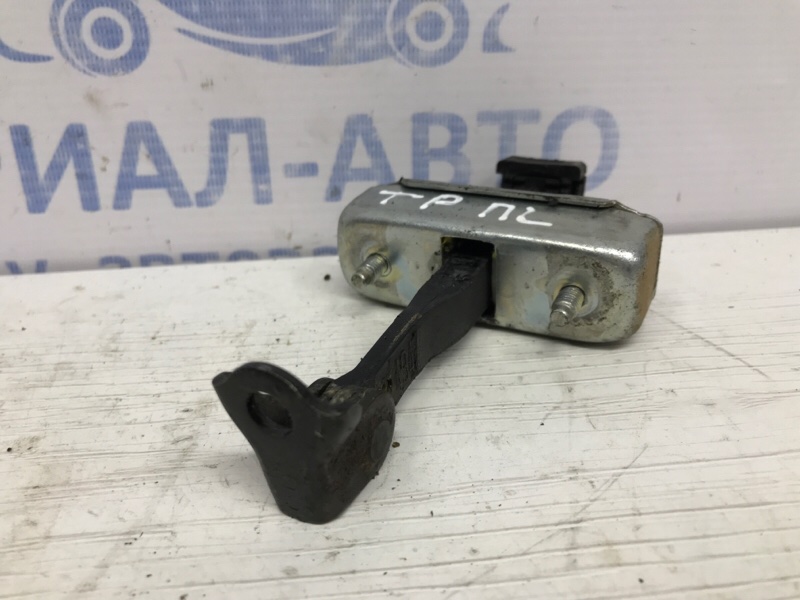 Ограничитель двери передний левый Toyota Prado J120 3.0 Diesel 1KDFTV Ограничитель двери передний левый Toyota Prado J120 3.0 Diesel 1KDFTV