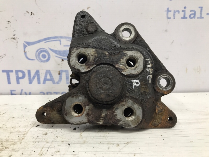 Цапфа задняя правая Renault Megane 3 1.5 Diesel K9K Цапфа задняя правая Renault Megane 3 1.5 Diesel K9K