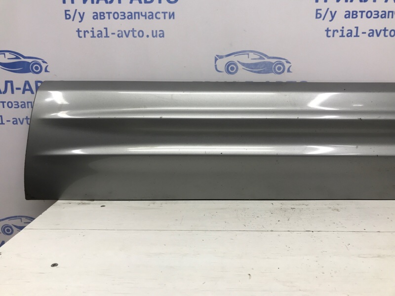 Накладка двери передняя правая Pajero Wagon 1999-2006 3 3.2 Дизель 4M41