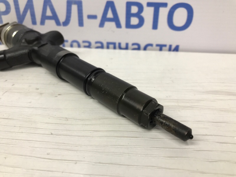 Форсунка топливная Prado 2002-2009 J120 3.0 Diesel 1KDFTV