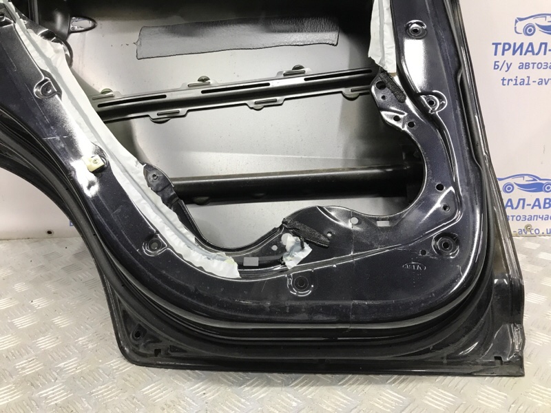 Дверь задняя левая Sportage 2010-2016 SL 2.0 diesel D4HA