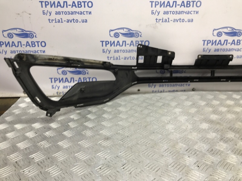 Решетка бампера центральная Sportage 2010-2016 SL 2.0 diesel D4HA Решетка бампера центральная Sportage 2010-2016 SL 2.0 diesel D4HA