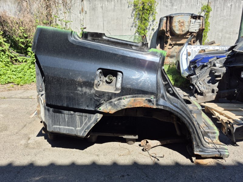 Четверть автомобиля задняя правая Mitsubishi Pajero Wagon 1999-2006 3 3.2 Дизель 4M41 MR485958 Б/У