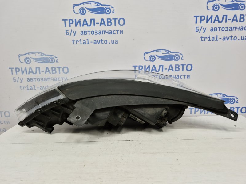 Фара правая Ксенон Sportage 2010-2016 SL 2.0 diesel D4HA