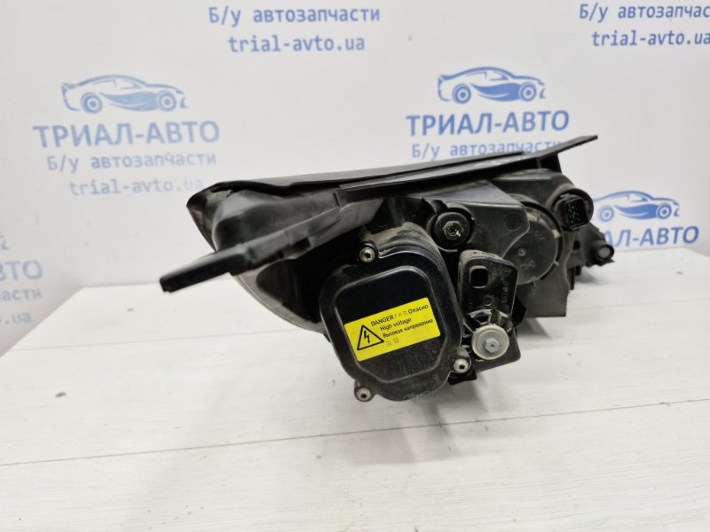 Фара левая Ксенон Sportage 2010-2016 SL 2.0 diesel D4HA