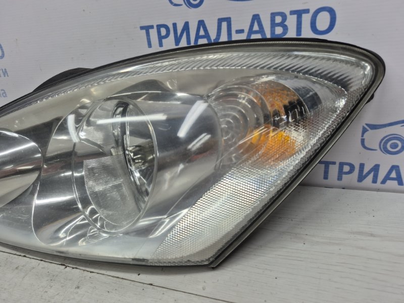Фара левая галоген Ceed 2006-2012 ED 1.6 diesel D4FB