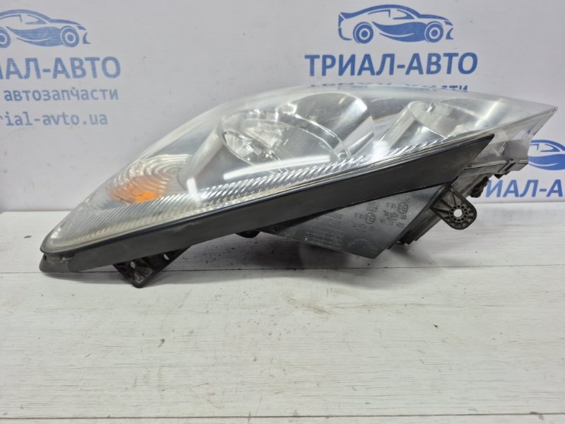 Фара левая галоген Ceed 2006-2012 ED 1.6 diesel D4FB