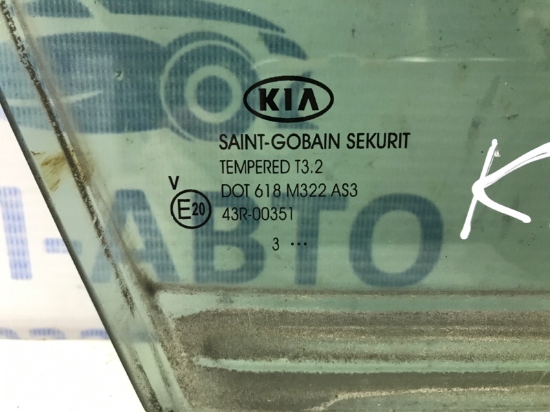 Стекло двери задней правой (форточка) Sportage 2010-2016 SL 2.0 diesel D4HA