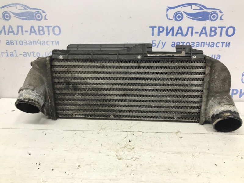 Радиатор интеркуллера KIA Sportage 2010-2016 SL 2.0 diesel D4HA 282712F450 Б/У