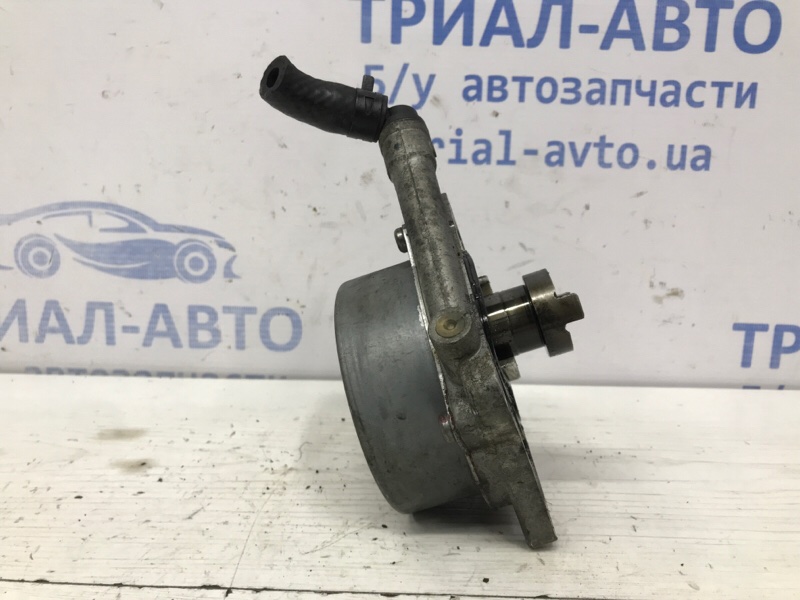 Насос вакуумный KIA Sportage SL 2.0 diesel D4HA