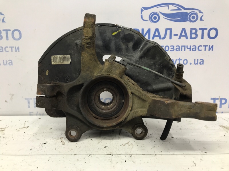 Кулак поворотный левый со ступицей KIA Sportage 2010-2016 SL 2.0 diesel D4HA 517153U001 Б/У