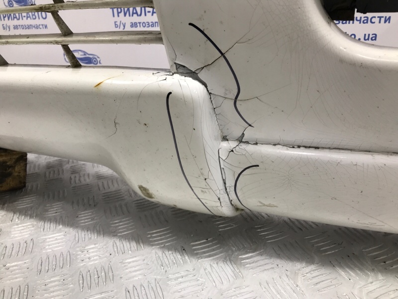 Бампер передний Pajero Sport 1996-2008 K9 2.5 Diesel 4D56 МКПП Бампер передний Pajero Sport 1996-2008 K9 2.5 Diesel 4D56 МКПП