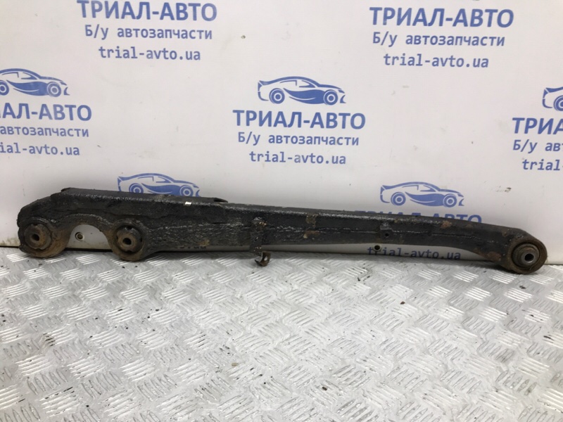 Рычаг задней подвески продольный правый Mitsubishi Pajero Sport 1996-2008 K9 2.5 Diesel 4D56 МКПП MR448510 Б/У