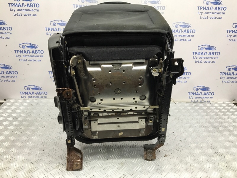Сиденье переднее левое Pajero Sport 1996-2008 K9 2.5 Diesel 4D56 МКПП